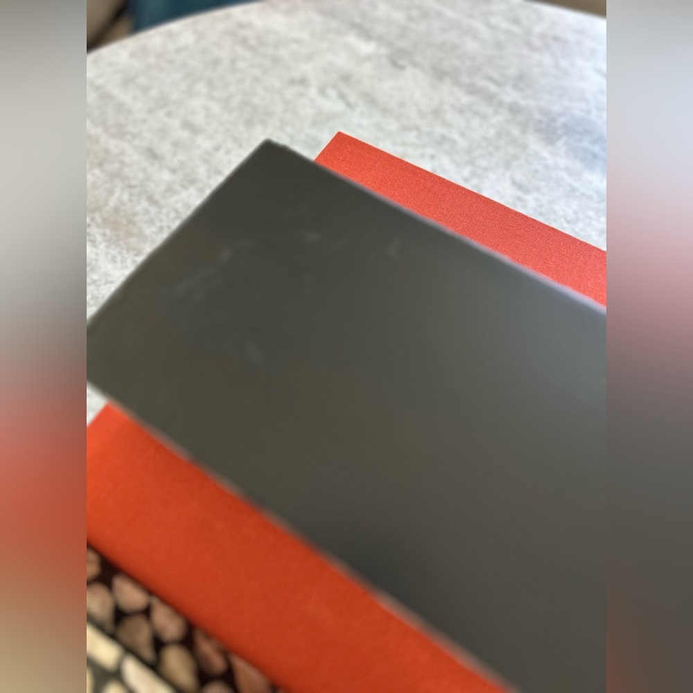 Vintage Black Shell Jewelry Box With Gold Toned Handle - Picture 5 of 5